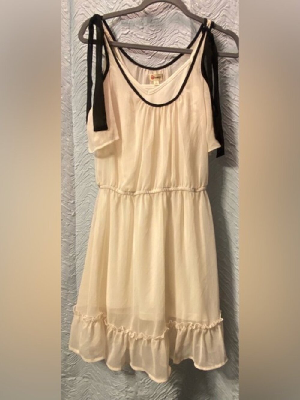 Olsenboye Cream Dress with Black Trim